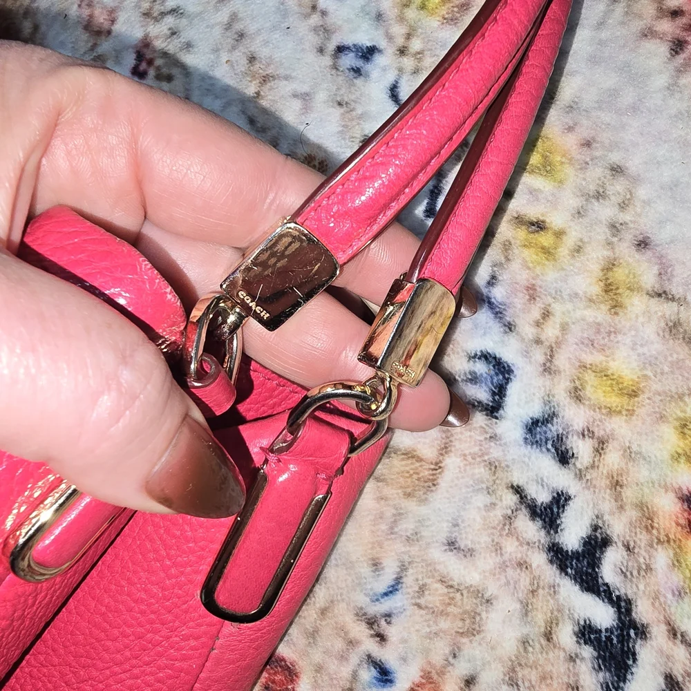 Coach B1557 Madison Phoebe Pebbled Leather Tote Bag - Picture 11 of 13